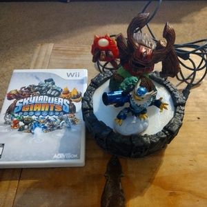 Skylanders Giants for Wii bundle